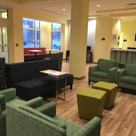 Days Inn & Suites By Wyndham Kearney Ne Εξωτερικό φωτογραφία