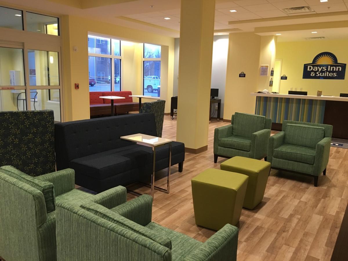 Days Inn & Suites By Wyndham Kearney Ne Εξωτερικό φωτογραφία